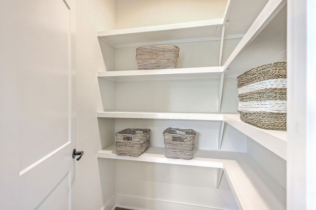 1685 Old Military Road, Charleston, SC 29412