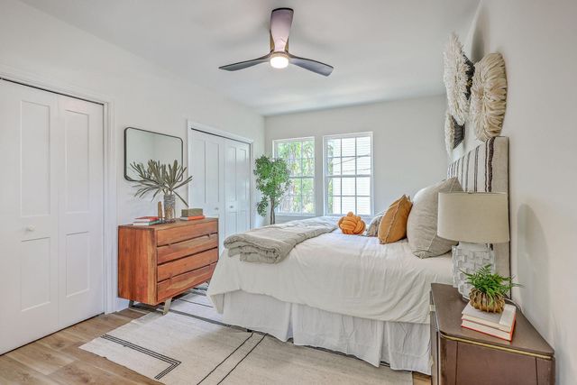 1685 Old Military Road, Charleston, SC 29412