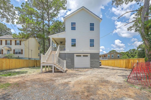 1685 Old Military Road, Charleston, SC 29412