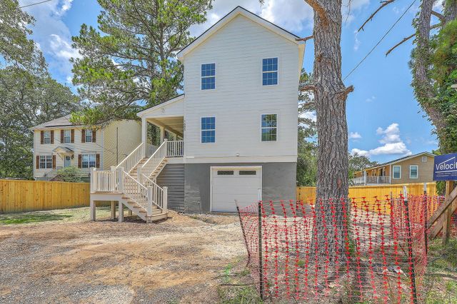 1685 Old Military Road, Charleston, SC 29412