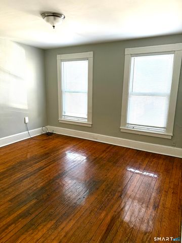 76 3rd Street, New Haven, CT 06519
