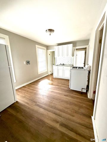 76 3rd Street, New Haven, CT 06519