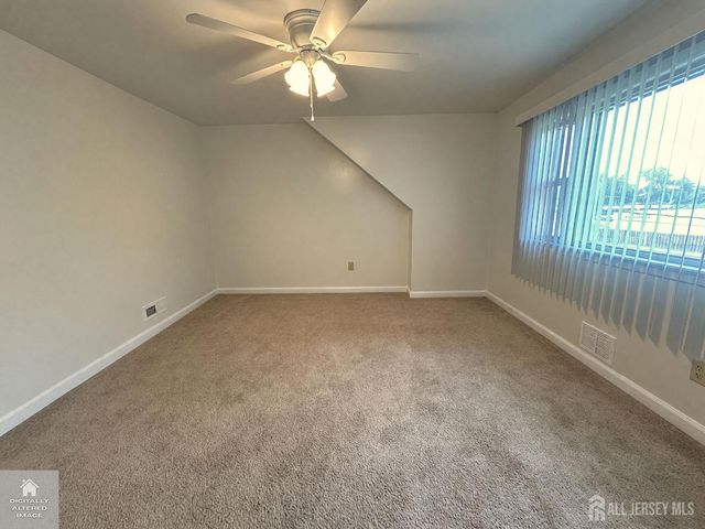 90 Harrigan Street, Edison, NJ 08817