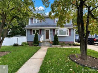 90 Harrigan Street, Edison, NJ 08817