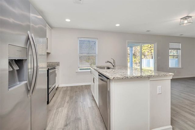 10016 Woodland Cove, Brunswick, GA 31525