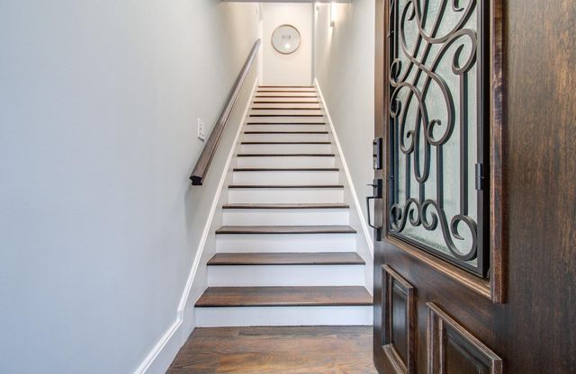 1318 Cleburne Street 2B, Houston, TX 77004