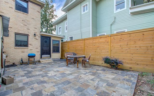1318 Cleburne Street 2B, Houston, TX 77004