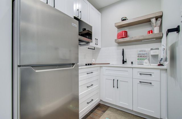 1318 Cleburne Street 2B, Houston, TX 77004