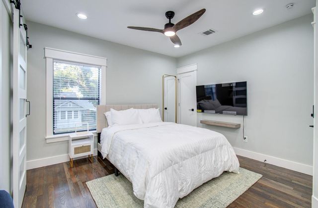 1318 Cleburne Street 2B, Houston, TX 77004