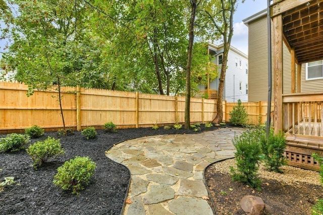 1 Boylston Place 3, Boston, MA 02130