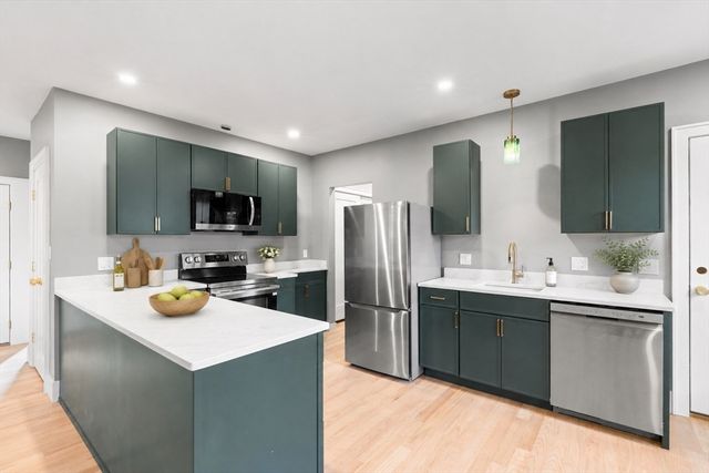 1 Boylston Place 3, Boston, MA 02130