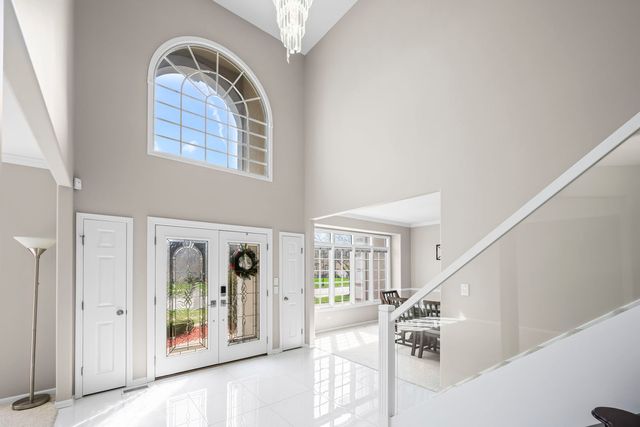 2711 Deering Bay Drive, Naperville, IL 60564