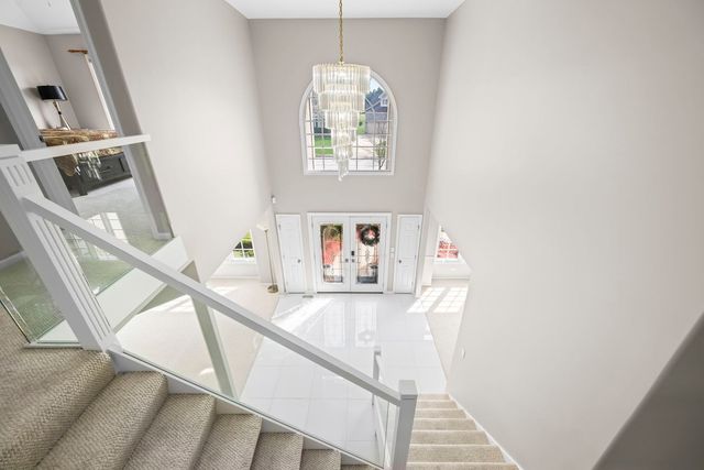 2711 Deering Bay Drive, Naperville, IL 60564