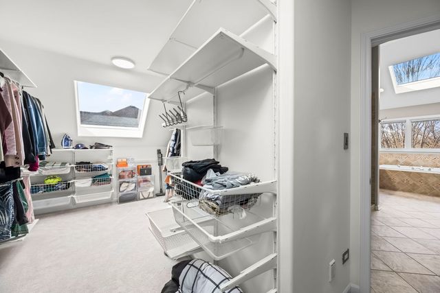 2711 Deering Bay Drive, Naperville, IL 60564