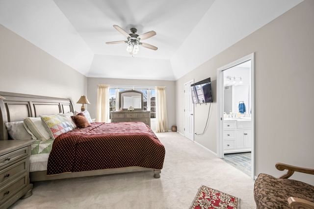 2711 Deering Bay Drive, Naperville, IL 60564