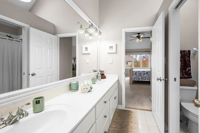 2711 Deering Bay Drive, Naperville, IL 60564