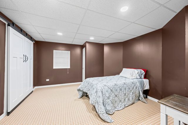 2711 Deering Bay Drive, Naperville, IL 60564