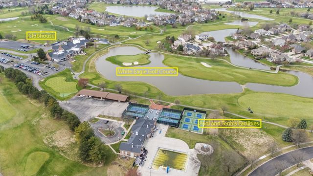 2711 Deering Bay Drive, Naperville, IL 60564