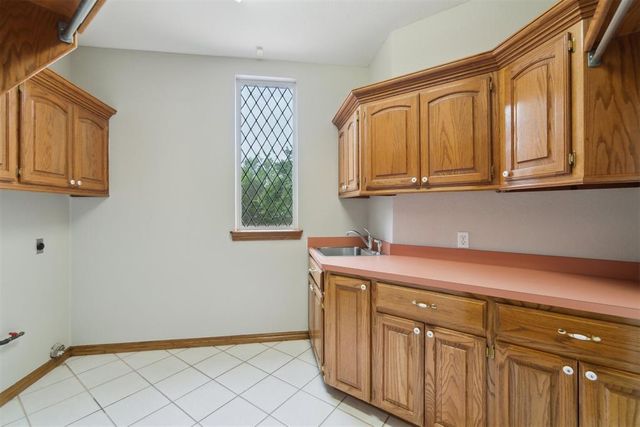 19416 Cardinal Creek Drive, Harrah, OK 73045