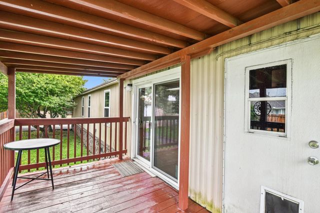 10629 Bois D Arc Street, La Porte, TX 77571