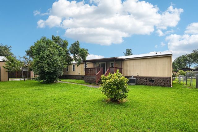 10629 Bois D Arc Street, La Porte, TX 77571