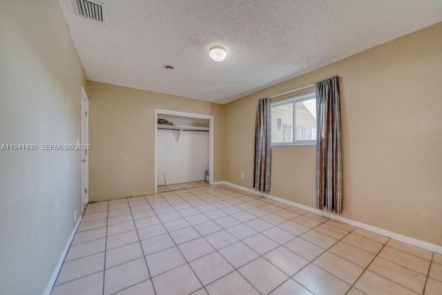 12220 NE Miami Pl, North Miami, FL 33161