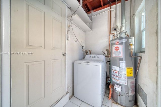 12220 NE Miami Pl, North Miami, FL 33161