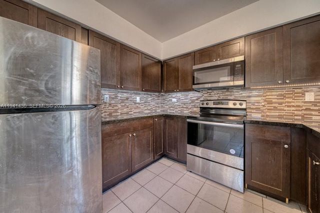 12220 NE Miami Pl, North Miami, FL 33161