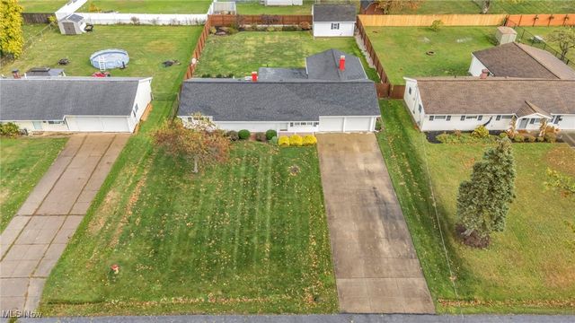 5953 Wedgewood Drive, Mentor On The Lake, OH 44060