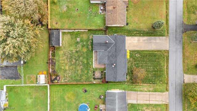 5953 Wedgewood Drive, Mentor On The Lake, OH 44060