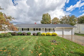5953 Wedgewood Drive, Mentor On The Lake, OH 44060