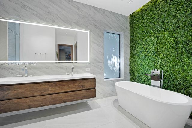 4315 Anderson Rd, Coral Gables, FL 33146