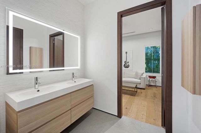 4315 Anderson Rd, Coral Gables, FL 33146