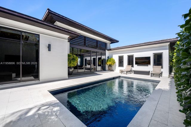 4315 Anderson Rd, Coral Gables, FL 33146