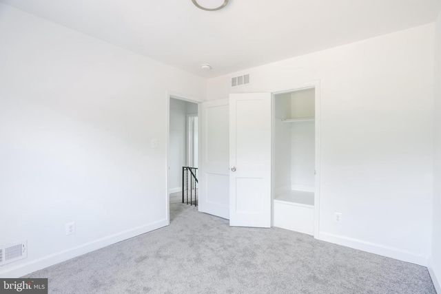 1046 MIDDLESEX RD, Essex, MD 21221