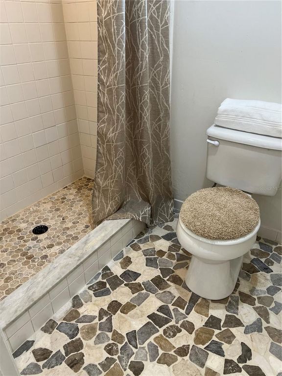 Image 13 of property listing at 5912 ALTEC ROAD, Orlando, FL 32808