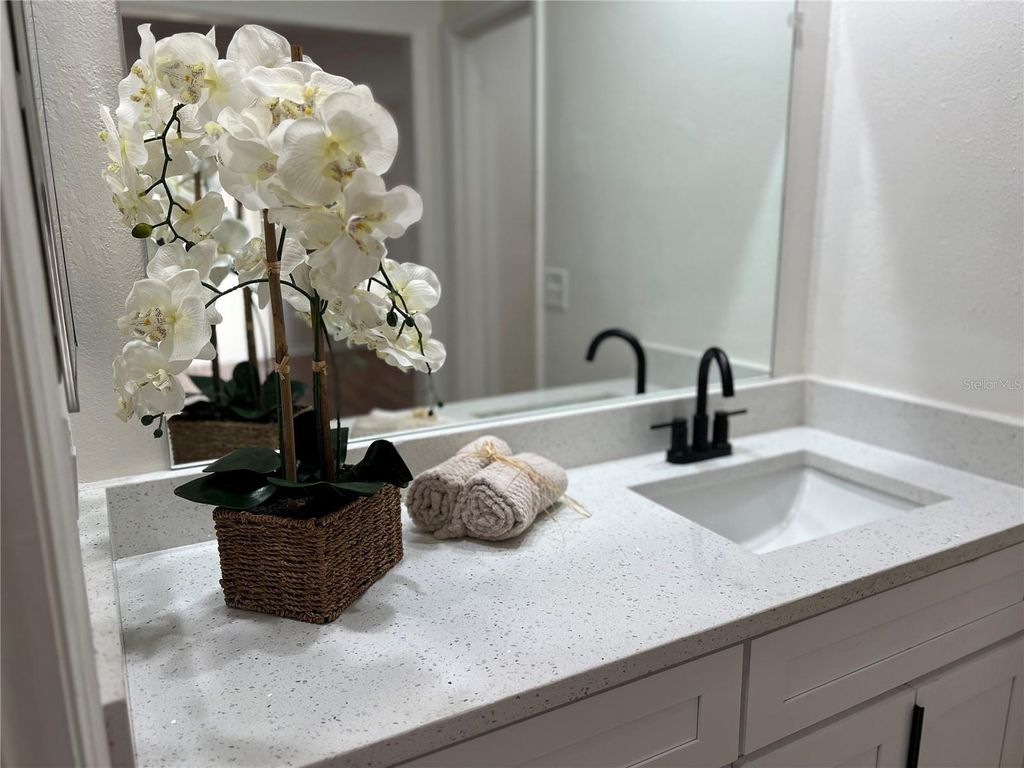 Image 5 of property listing at 5912 ALTEC ROAD, Orlando, FL 32808