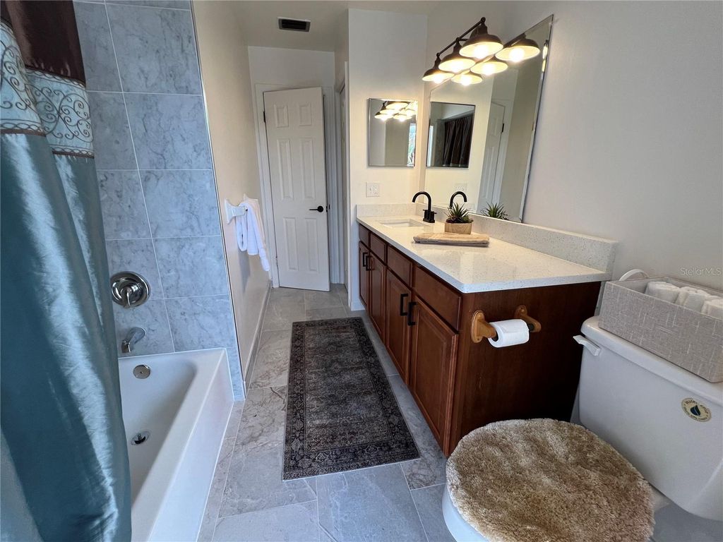 Image 6 of property listing at 5912 ALTEC ROAD, Orlando, FL 32808