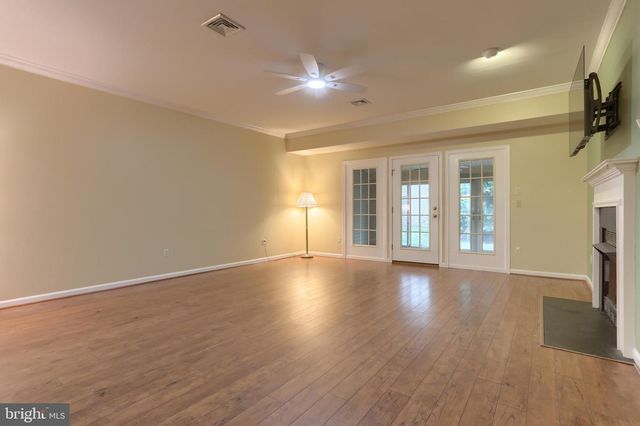 708 CREEKSIDE DR, Hummelstown, PA 17036