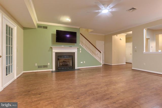 708 CREEKSIDE DR, Hummelstown, PA 17036