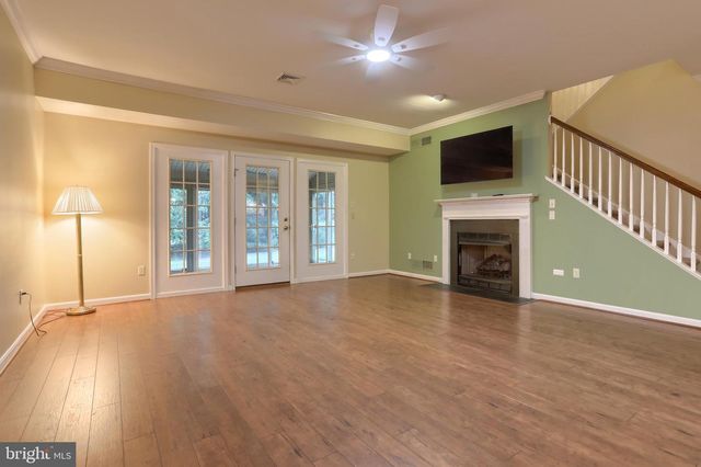 708 CREEKSIDE DR, Hummelstown, PA 17036