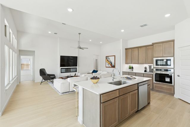 2433 Rembrandt Drive, Waxahachie, TX 75165