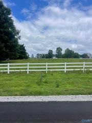 1 Barksdale Road, Athens, AL 35611