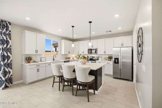 17535 W SOUTHGATE Avenue, Goodyear, AZ 85338