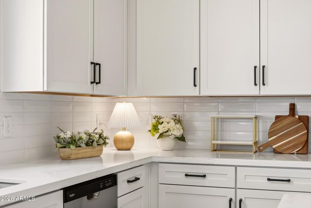 17535 W SOUTHGATE Avenue, Goodyear, AZ 85338