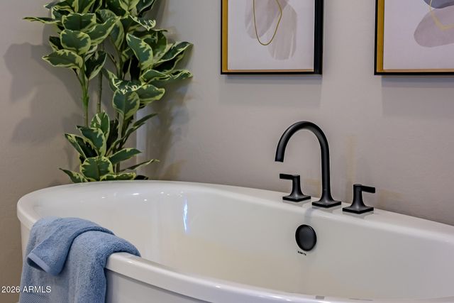 17535 W SOUTHGATE Avenue, Goodyear, AZ 85338