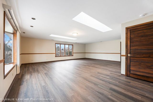 16400 Sherwood Drive, Orland Park, IL 60462