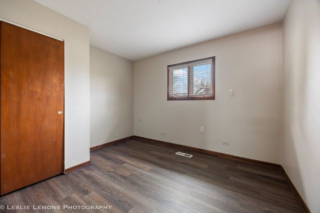 16400 Sherwood Drive, Orland Park, IL 60462