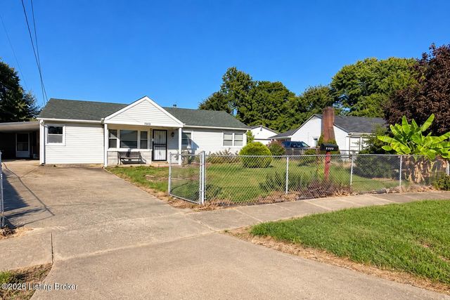 7313 Betsy Ross Dr, Louisville, KY 40272