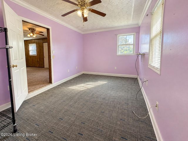7313 Betsy Ross Dr, Louisville, KY 40272